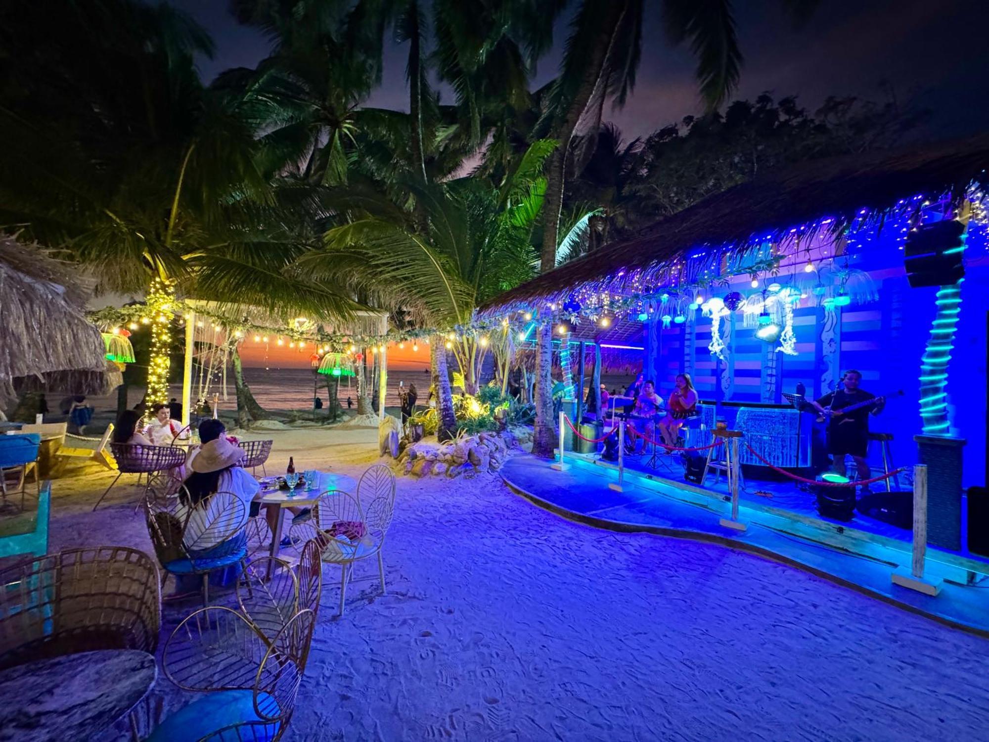 Casa Pilar Beach Resort Manoc-Manoc Eksteriør bilde