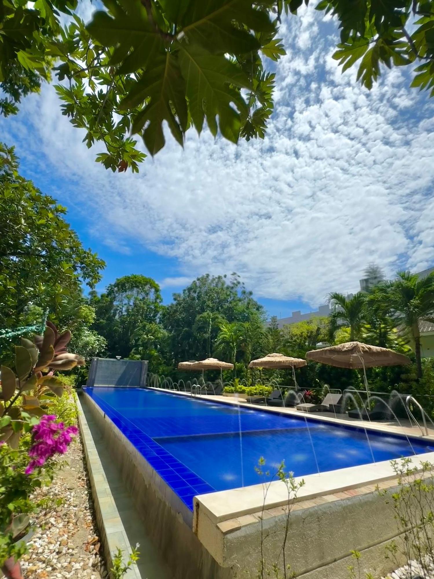Casa Pilar Beach Resort Manoc-Manoc Eksteriør bilde