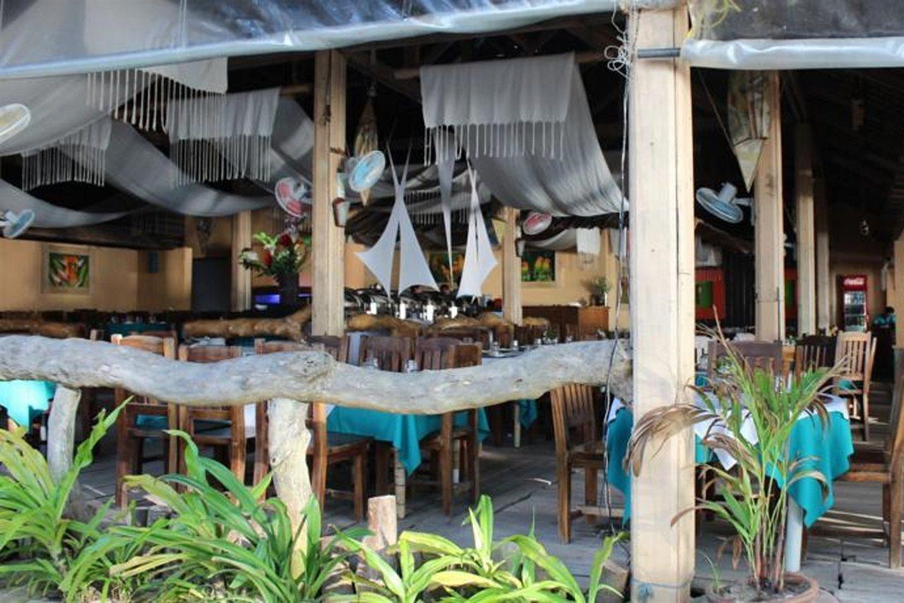 Casa Pilar Beach Resort Manoc-Manoc Eksteriør bilde